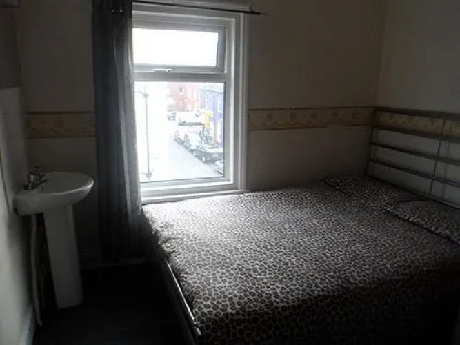 The Hangover Hotel - Hostel