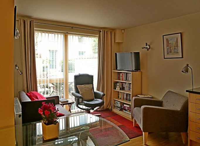 1 Bedroom Apartment