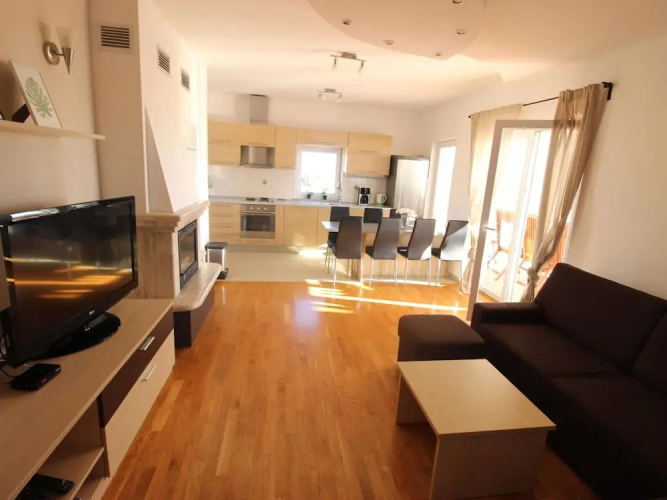 Villa in Debeljak With Private Pool