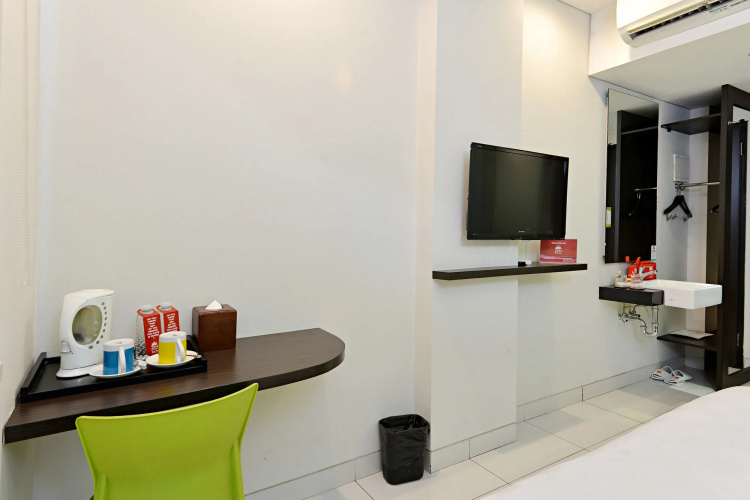 ZEN Rooms Soepomo 100