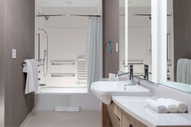 Quadruple Suite