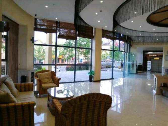 Xianshan Liuyun Holiday Hotel