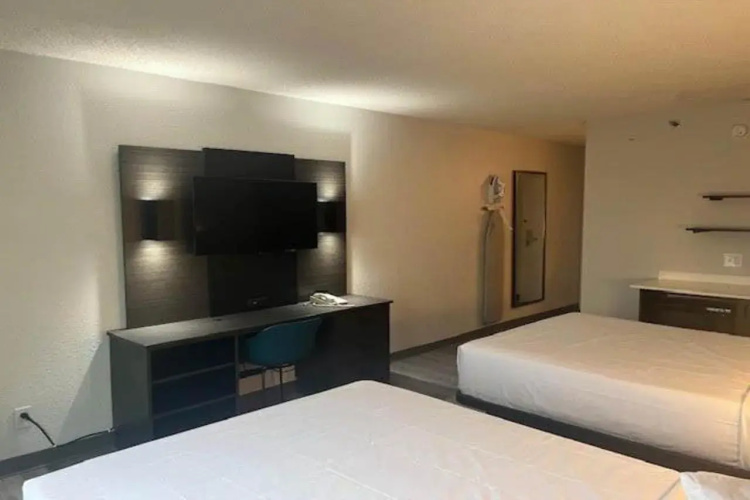 Studio 6 Suites Norcross, GA