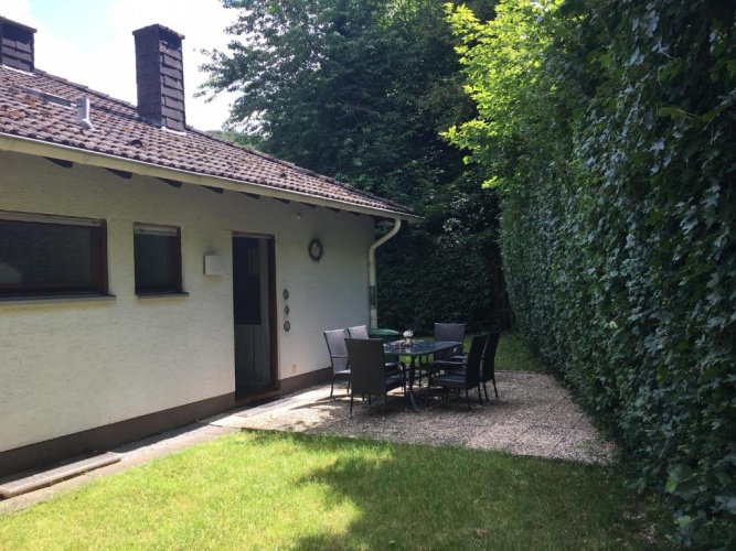 2 Bedrooms Cottage