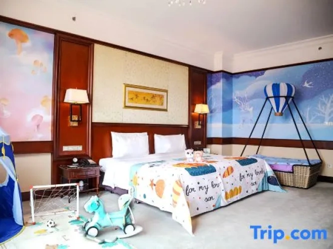 Deluxe Double Family room