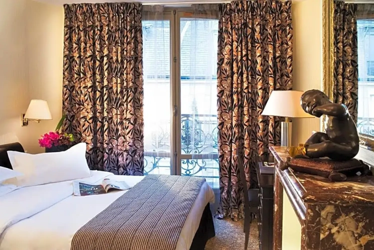 Classic Double room with balcony and with view