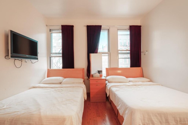 Deluxe Quadruple room