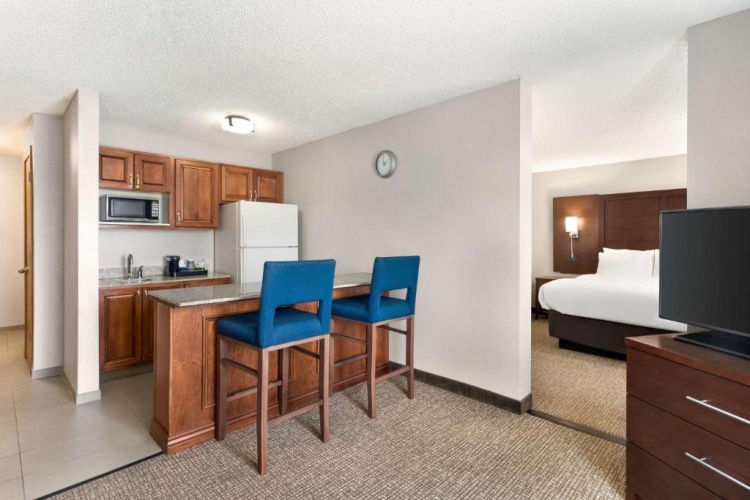 Quadruple Suite