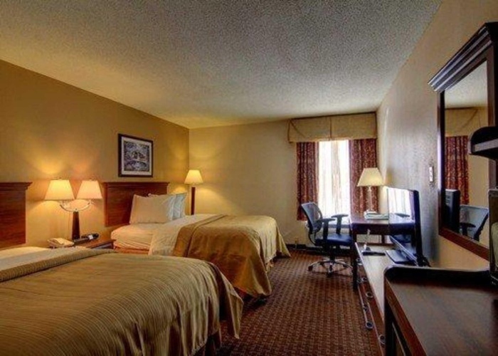 Standard Quadruple room
