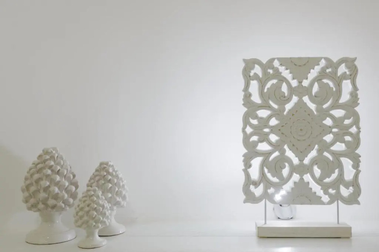 White Stylish Apartment 3