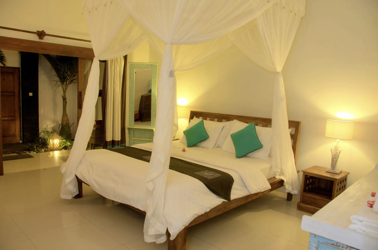 Tír na nÓg Beachfront Resort