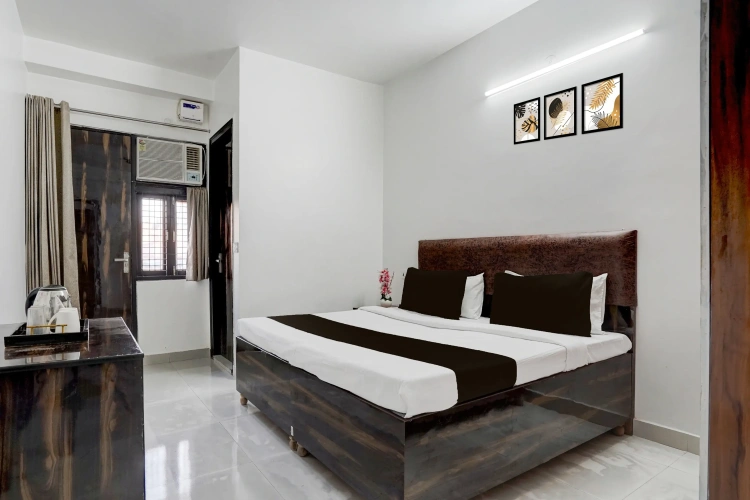 Classic Triple room