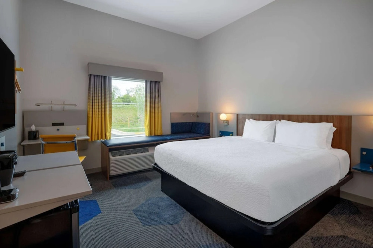 Microtel Inn & Suites by Wyndham Winchester