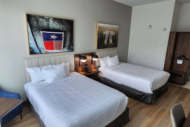 Quadruple Suite