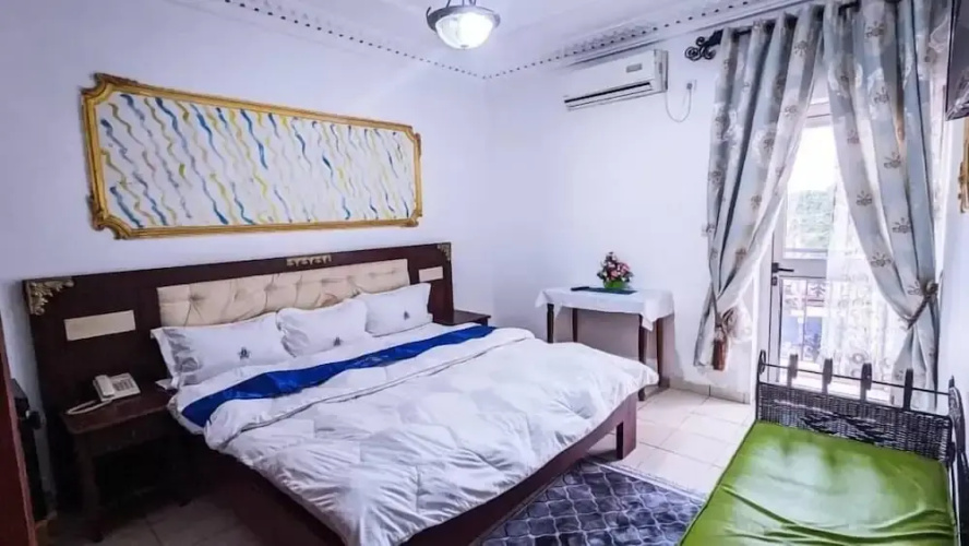 Hotel Guiko Palace