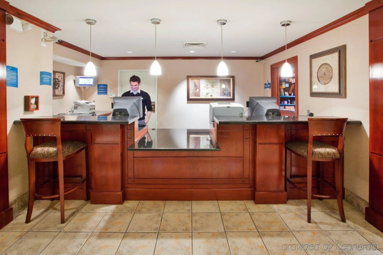 Staybridge Suites Grand Rapids-Kentwood photo 37