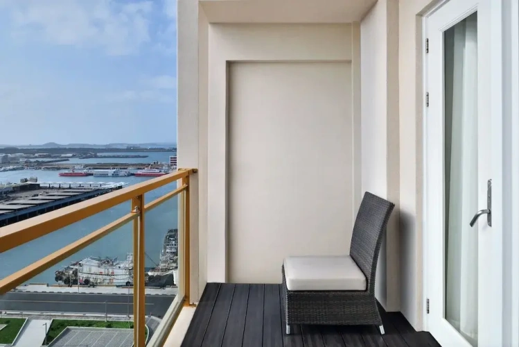 Deluxe Double room with balcony and with city view