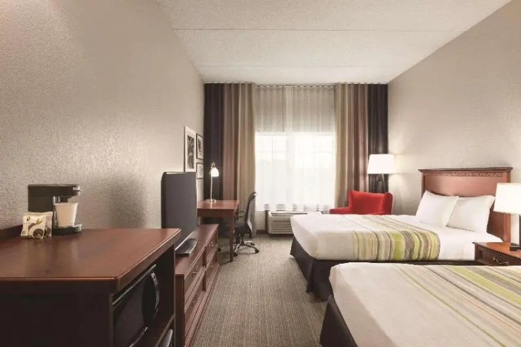 Quadruple Suite