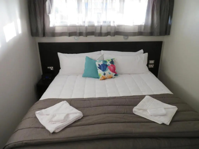 Paroa Hotel