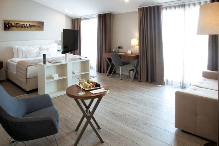 Superior room with balcony and with view