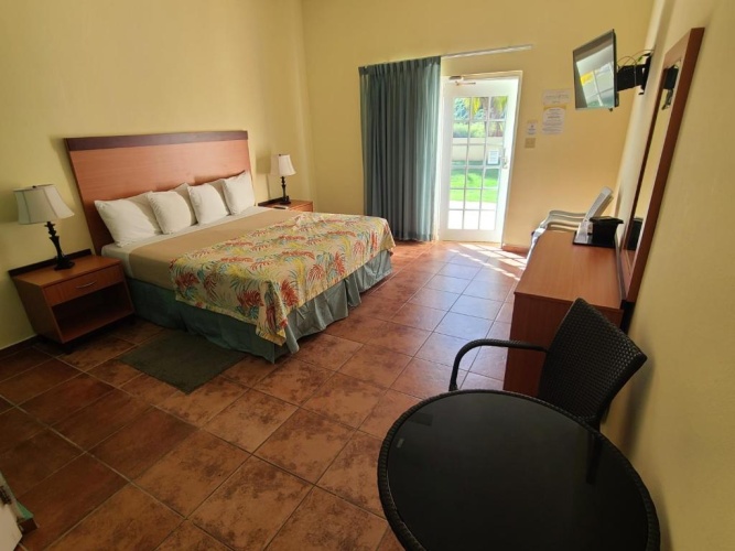 Deluxe Family room