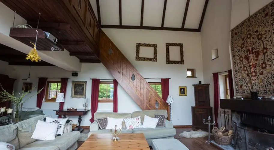 Ferndale Villa