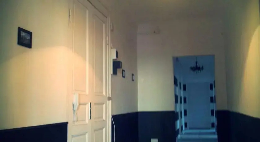 Hostel Latberry