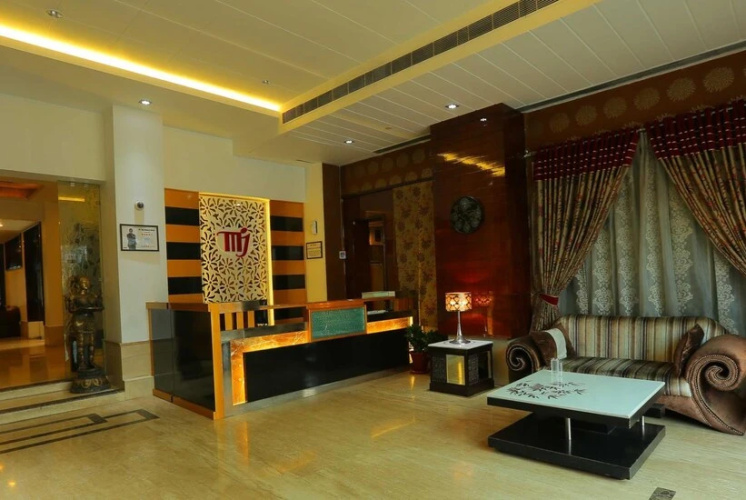 Hotel Mj Residency