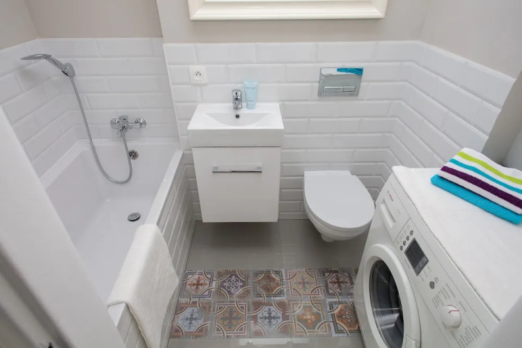 Turquoise Studio Zelazna