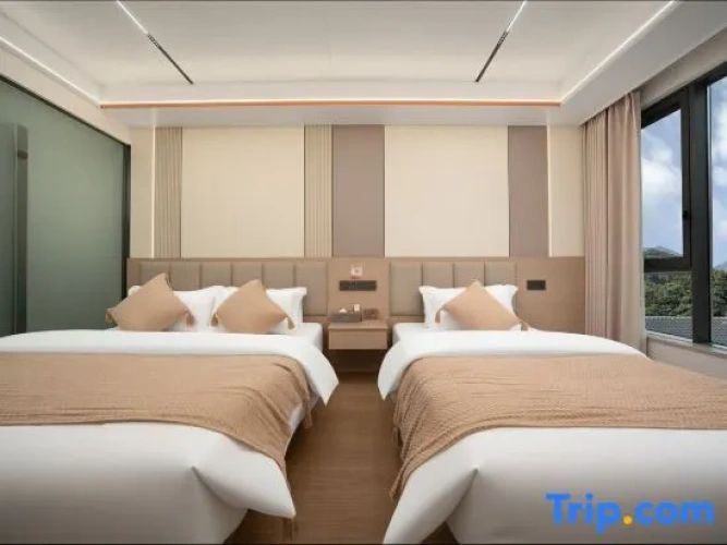 2 Bedrooms Standard Double Family room