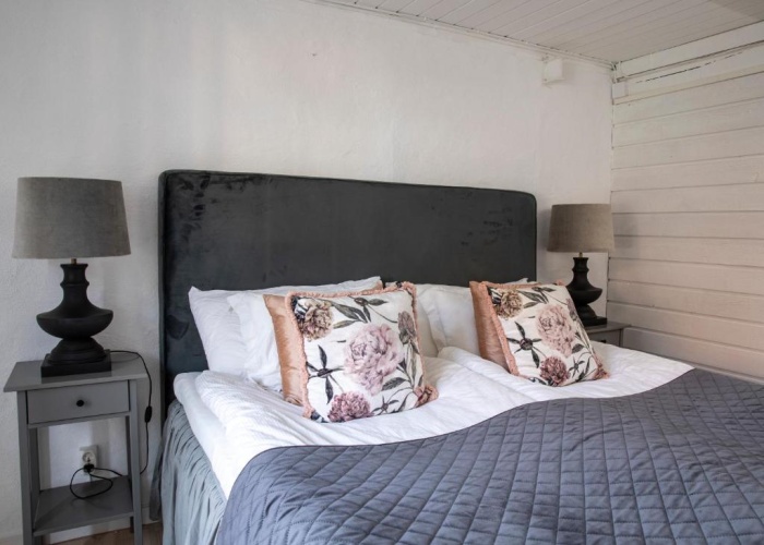 3 Bedrooms Apartment