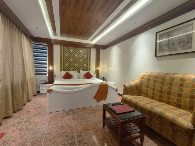 Hotel Silver Oak Annexe