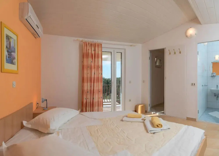 Beach Resort Apartments Bucina