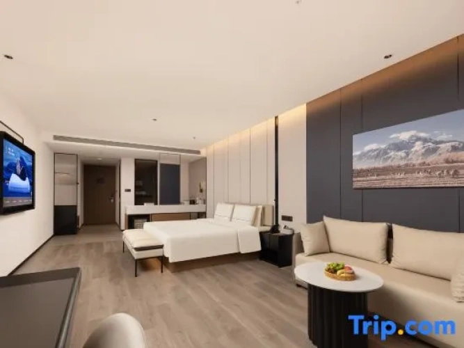 Standard Double room with lake view