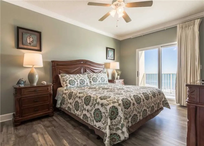Seawind 1002 - 3 Br condo by RedAwning