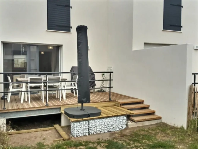 2 Bedrooms Cottage