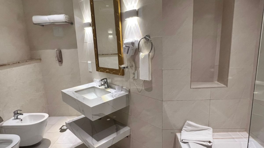 City Seasons Suites Dubai photo 32