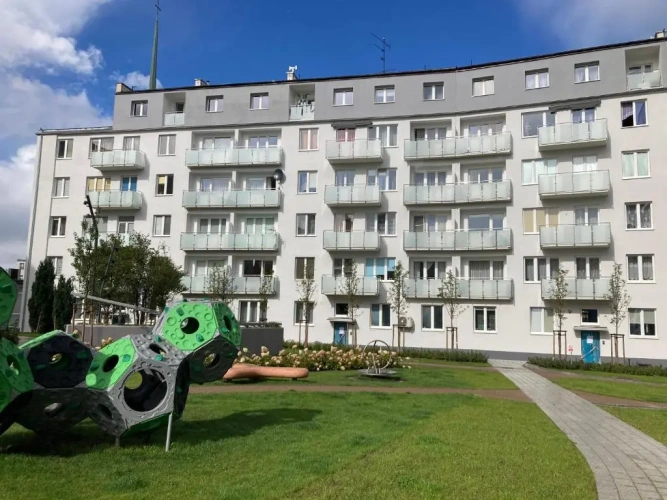 2 Bedrooms Apartment