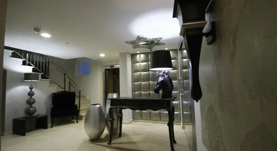 Apartamentos Alvear Suites