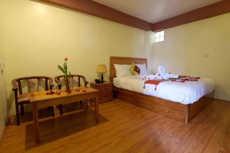 The Mountaineer Hotel