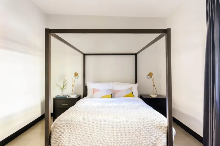E Main St Unit A - Luna