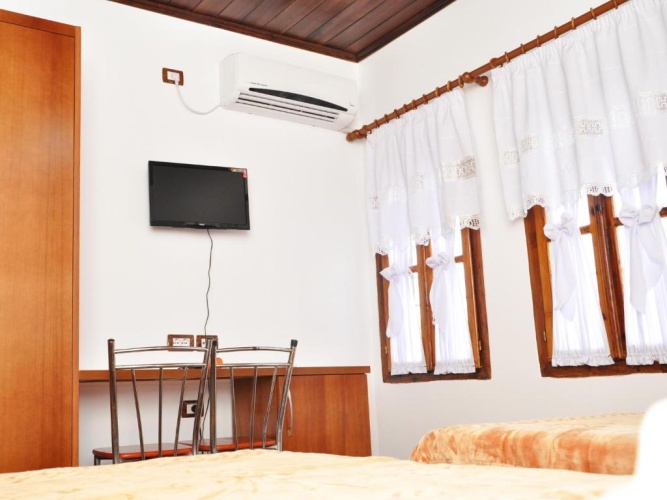 Deluxe Double room with view
