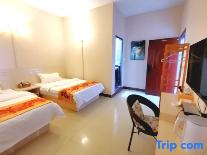 Standard Twin room with sea view