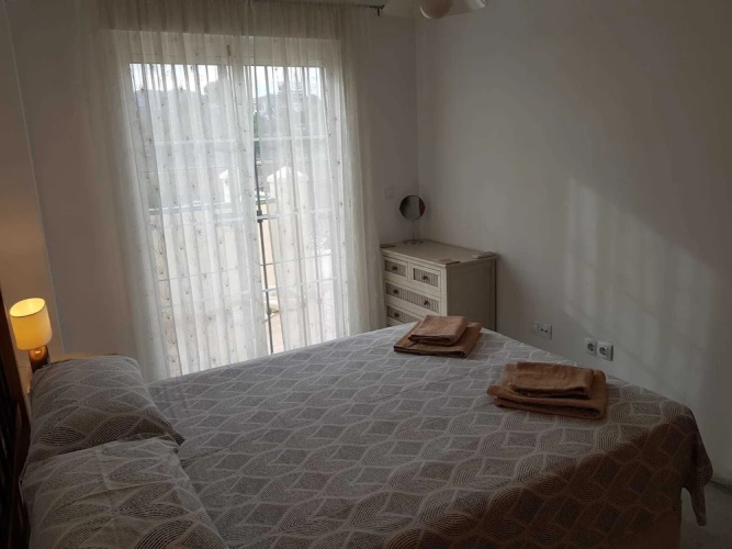 Modern 2 Bedroom Holiday Home