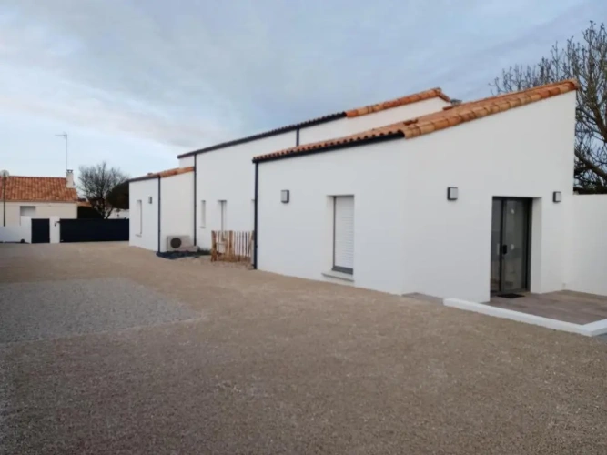 2 Bedrooms Cottage