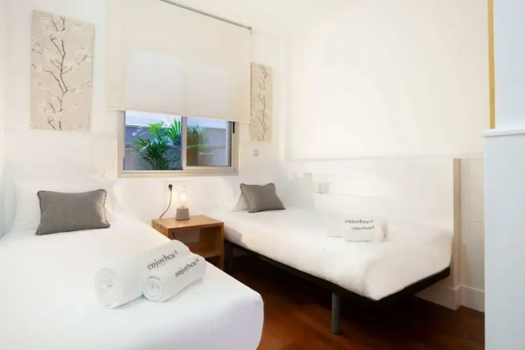 Enjoybcn Paris Apartment