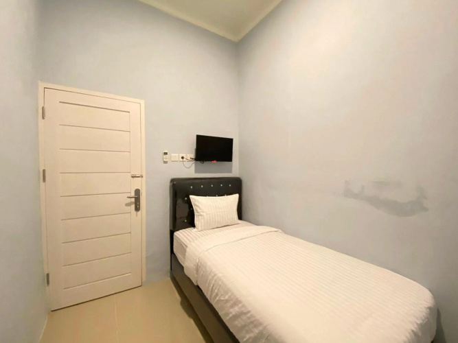 Hsp Residence by OYO Rooms