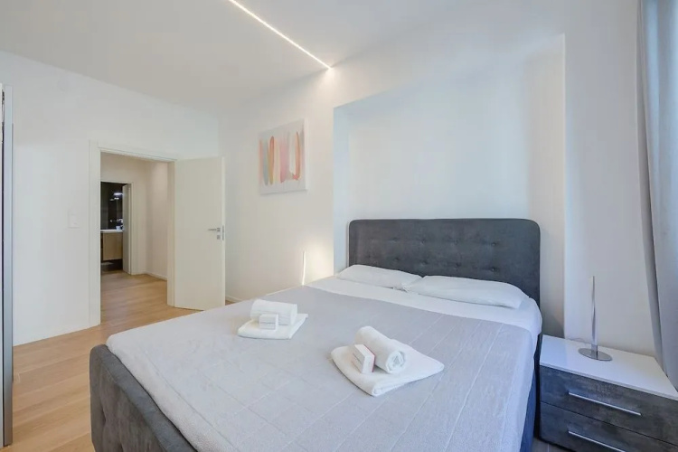 Boutique Apartment 9