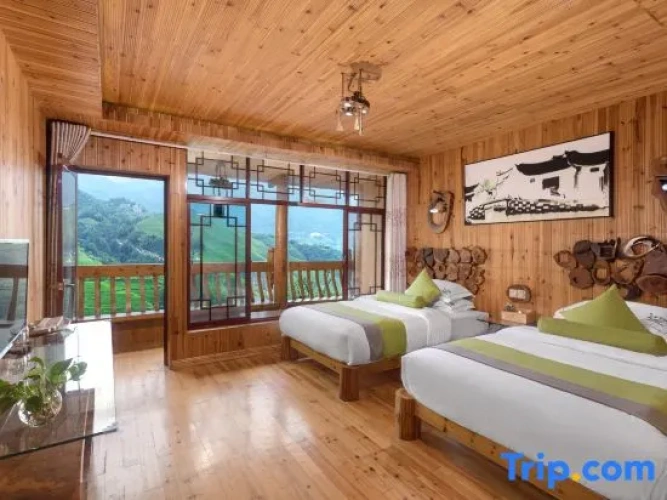 Standard Twin room with balcony