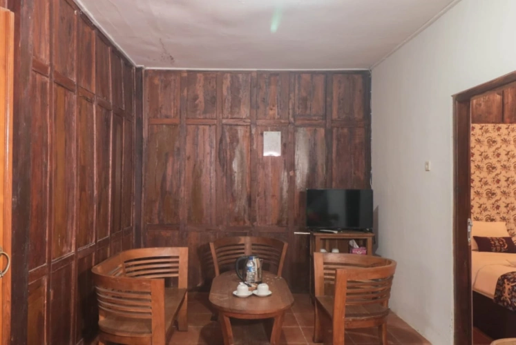 Standard Family room